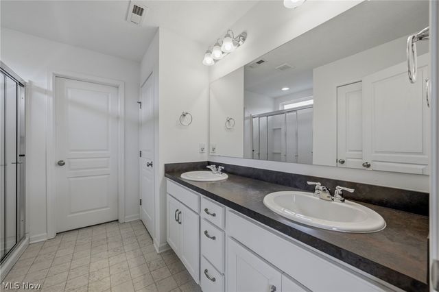 183 Nottingham Way, Wadsworth, OH 44281