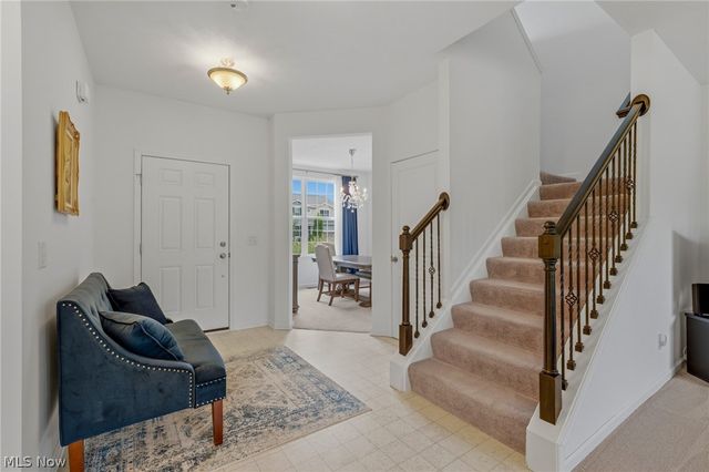 183 Nottingham Way, Wadsworth, OH 44281