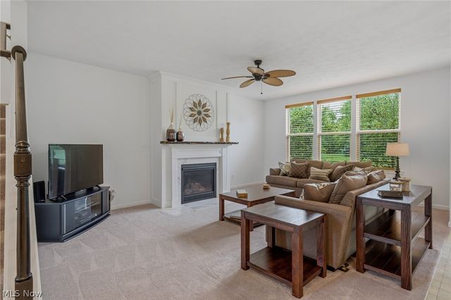 183 Nottingham Way, Wadsworth, OH 44281
