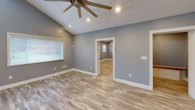 989 Walkers Branch Road, Huntington, WV 25704
