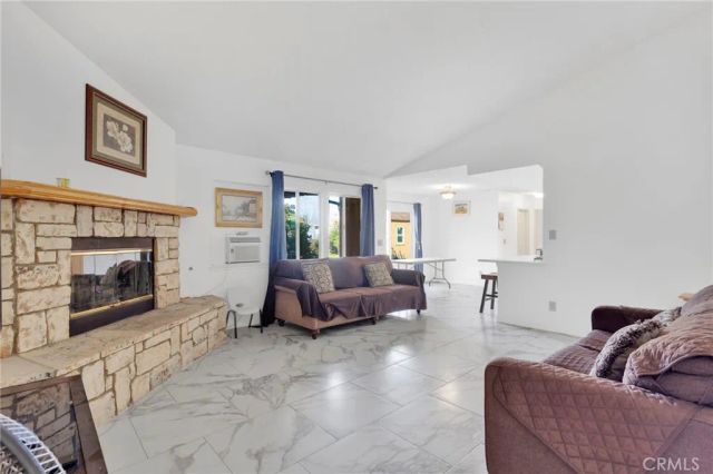 9788 9th Avenue, Hesperia, CA 92345