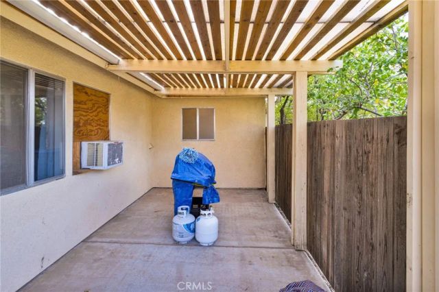 9788 9th Avenue, Hesperia, CA 92345