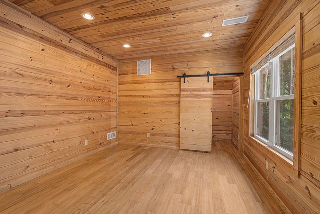 6648 LONG RD, Arlington, TN 38002