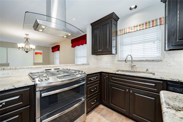 333 Jasanda Way, Mesquite, TX 75149