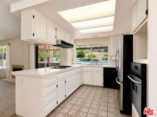 110 Horseshoe Circle, West Covina, CA 91791