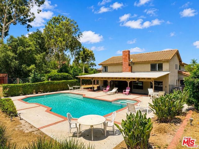 110 Horseshoe Circle, West Covina, CA 91791