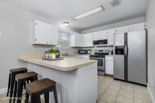 2650 PINEWOOD Boulevard E, Middleburg, FL 32068