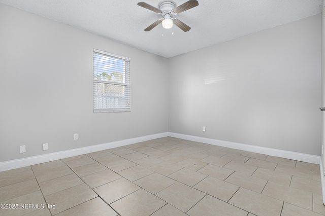 2650 PINEWOOD Boulevard E, Middleburg, FL 32068