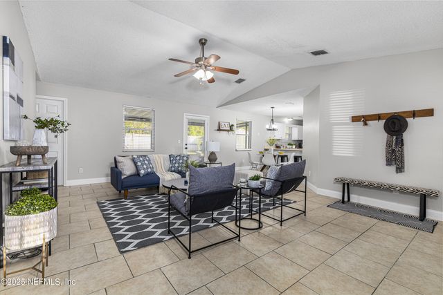 2650 PINEWOOD Boulevard E, Middleburg, FL 32068