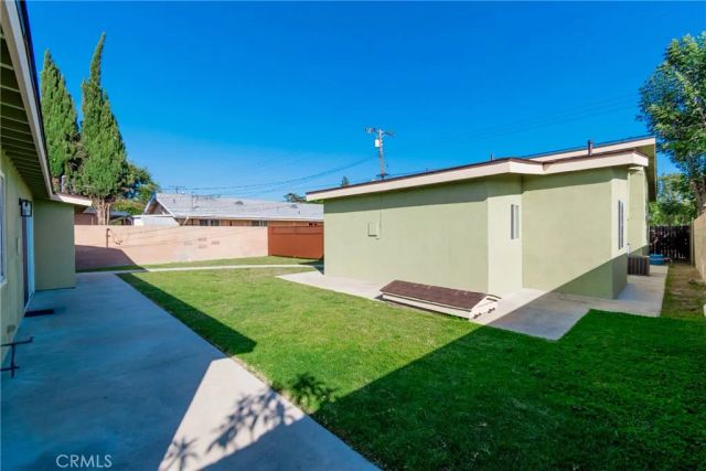 1940 E Walnut Creek Pkwy, West Covina, CA 91791
