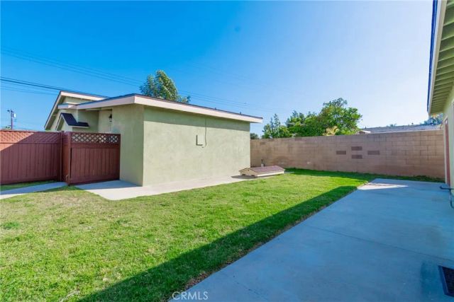1940 E Walnut Creek Pkwy, West Covina, CA 91791