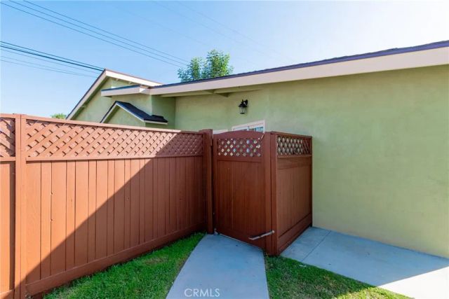 1940 E Walnut Creek Pkwy, West Covina, CA 91791