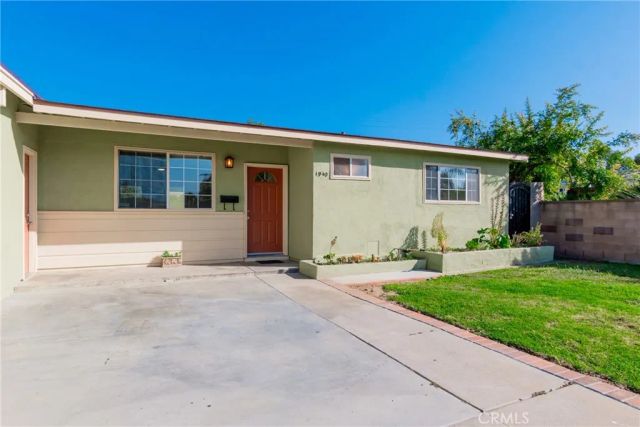 1940 E Walnut Creek Pkwy, West Covina, CA 91791