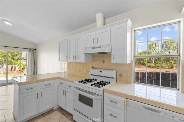 1940 E Walnut Creek Pkwy, West Covina, CA 91791
