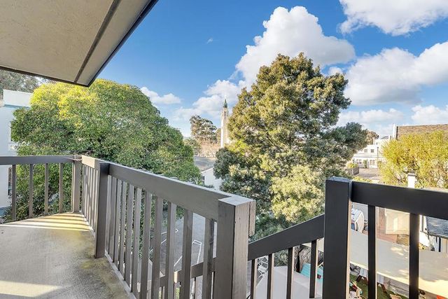 33 Park Road 5, Burlingame, CA 94010