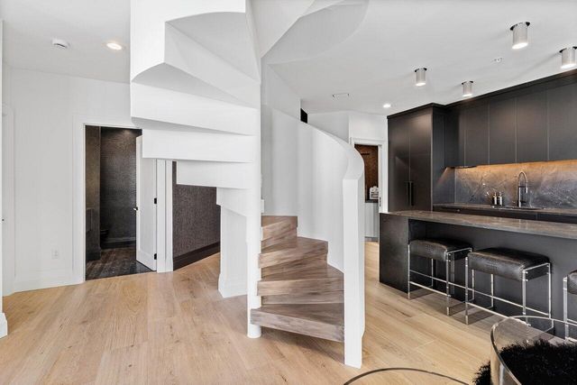 801 S Olive Avenue 427, West Palm Beach, FL 33401