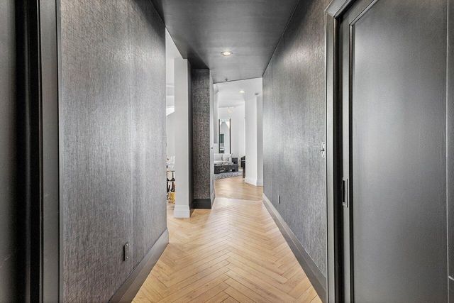 801 S Olive Avenue 427, West Palm Beach, FL 33401