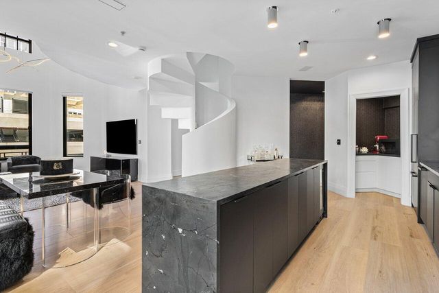 801 S Olive Avenue 427, West Palm Beach, FL 33401