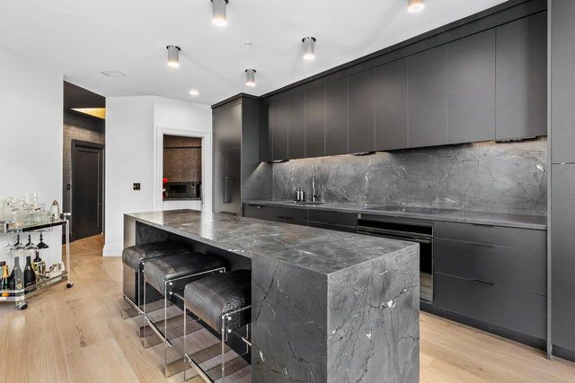 801 S Olive Avenue 427, West Palm Beach, FL 33401