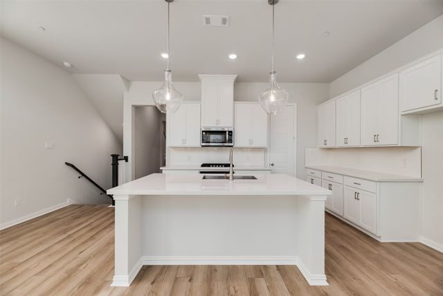 8345 Huron Peak Drive, Frisco, TX 75034