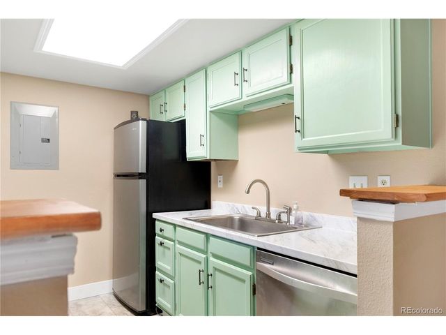 931 S Zeno Way 106, Aurora, CO 80017