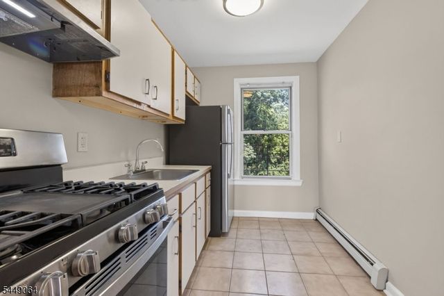 939 E Front St 104, Plainfield City, NJ 07062