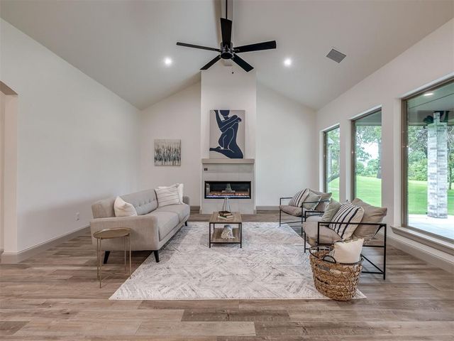 13025 Stagecoach Trail, Arcadia, OK 73007