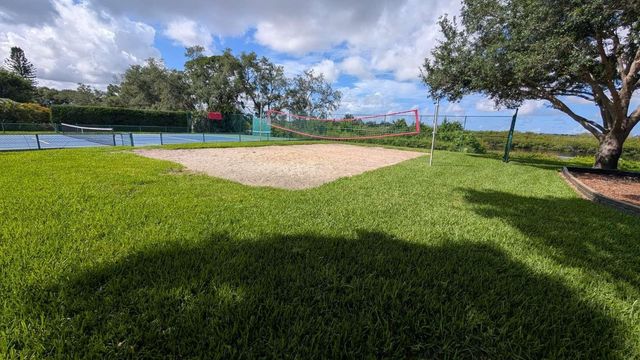 4826 11TH AVENUE CIRCLE E, Bradenton, FL 34208