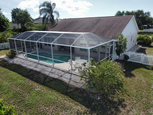 4826 11TH AVENUE CIRCLE E, Bradenton, FL 34208