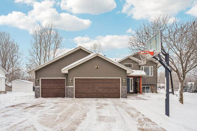 29614 Nathan Avenue, Lindstrom, MN 55045
