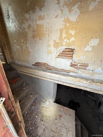 12841 Appoline Street, Detroit, MI 48227