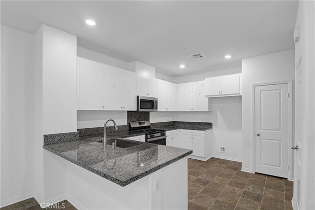 15940 Lasselle 2, Moreno Valley, CA 92551