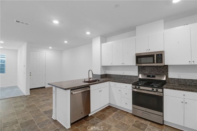 15940 Lasselle 2, Moreno Valley, CA 92551