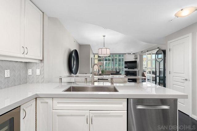 555 Front 1501, San Diego, CA 92101