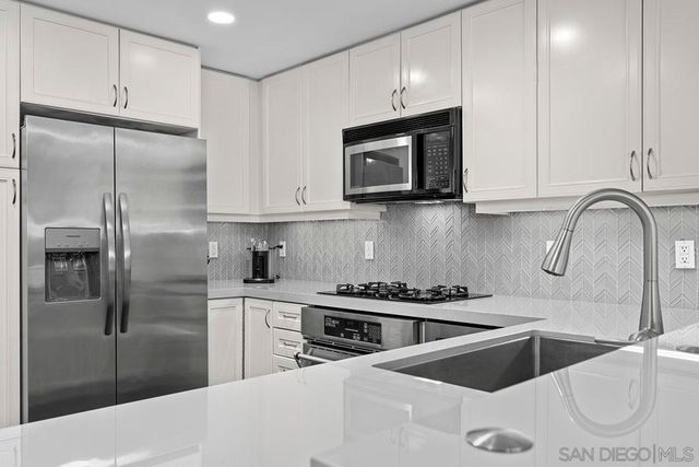 555 Front 1501, San Diego, CA 92101