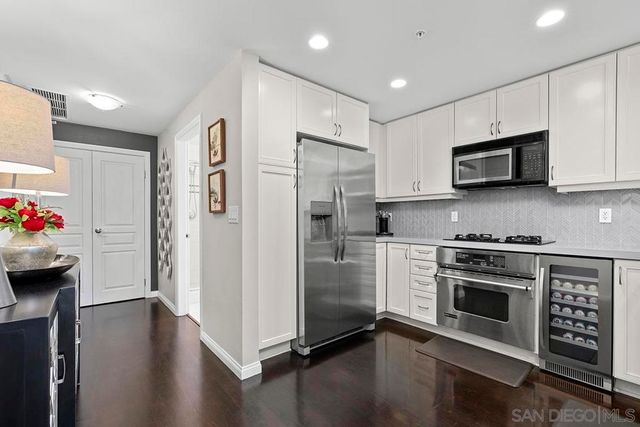 555 Front 1501, San Diego, CA 92101
