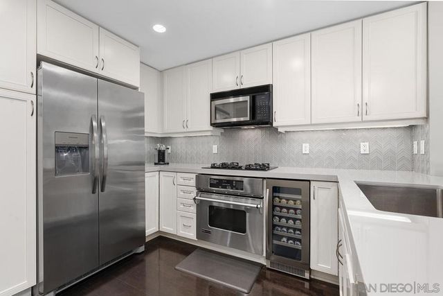 555 Front 1501, San Diego, CA 92101