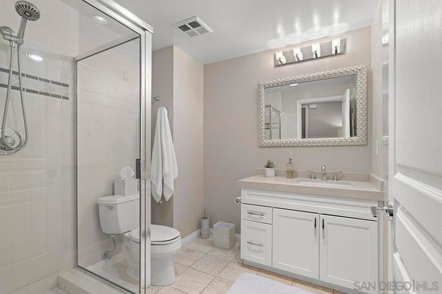 555 Front 1501, San Diego, CA 92101