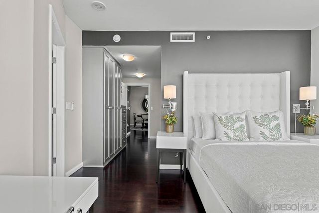 555 Front 1501, San Diego, CA 92101