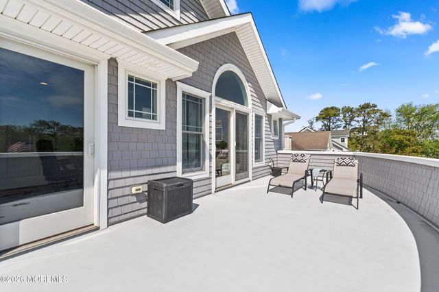 44 Kettle Creek Drive, Brick, NJ 08723