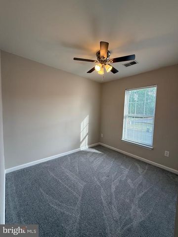 4003 FOUNTAIN BRIDGE CT, Fredericksburg, VA 22408