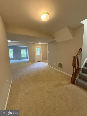 4003 FOUNTAIN BRIDGE CT, Fredericksburg, VA 22408