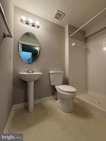 4003 FOUNTAIN BRIDGE CT, Fredericksburg, VA 22408