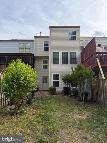 4003 FOUNTAIN BRIDGE CT, Fredericksburg, VA 22408