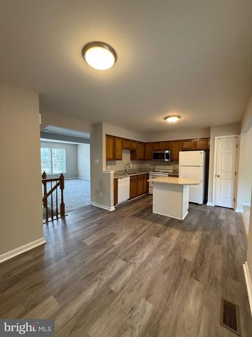 4003 FOUNTAIN BRIDGE CT, Fredericksburg, VA 22408