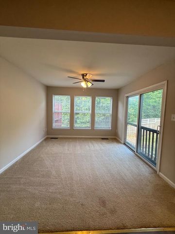 4003 FOUNTAIN BRIDGE CT, Fredericksburg, VA 22408