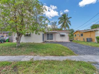 8363 NW 26th Pl, Sunrise, FL 33322