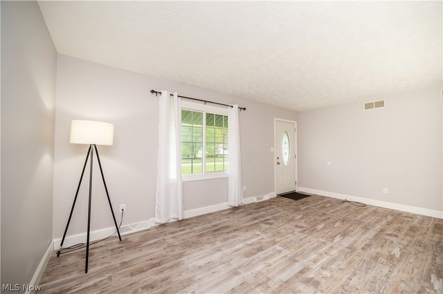 4829 New Road, Austintown, OH 44515