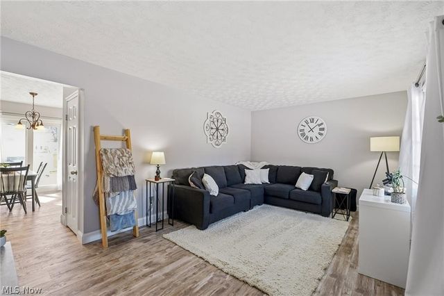 4829 New Road, Austintown, OH 44515