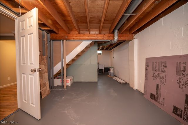 4829 New Road, Austintown, OH 44515